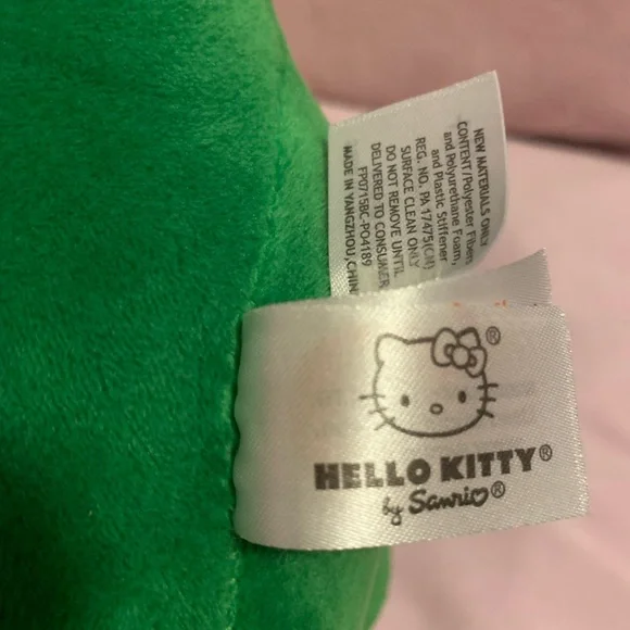 Hello kitty 12' plush doll in dinosaur costume - Picture 7 of 7